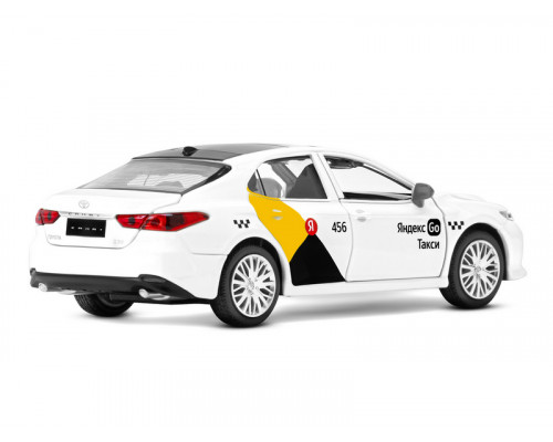 Машина АВТОПАНОРАМА Яндекс Go Toyota Camry, 1/34, белый, инерция, свет, Алиса, в/к 17,5*13,5*9 см