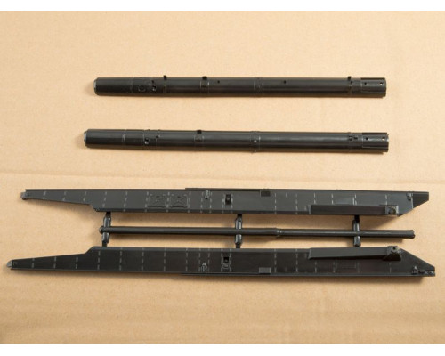 Сборная модель AVD ЛУНА-М 9П113 с ракетой 9М21 на шасси ЗИЛ-135ЛМ, 1/43