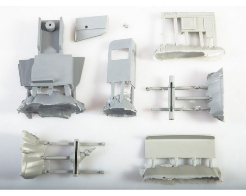 Сборная модель AVD ЗИС-129, 1/43