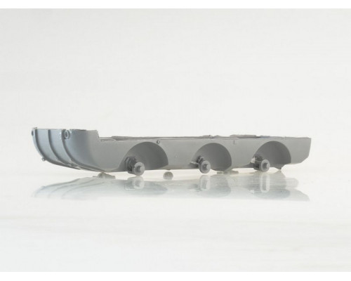 Сборная модель AVD Вездеход-амфибия ЗИЛ-49042, 1/43