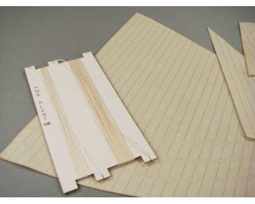 Комплект парусов для модели HMS Alert, 1/96