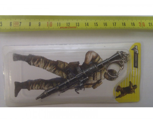 Брелок-сувенир автоматы из металла серии Cross Fire М16, FAMAS