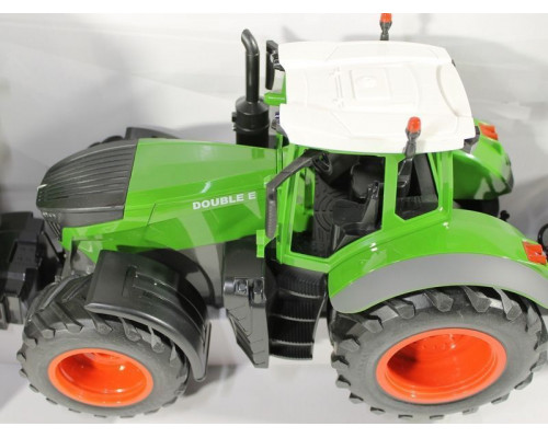Радиоуправляемый сельскохозяйственный трактор с поливальной установкой Double Eagle 1:16