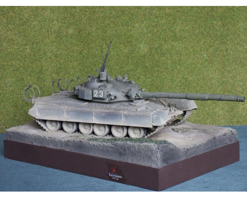 Сборная модель ZVEZDA Основной боевой танк Т-80Б, 1/35