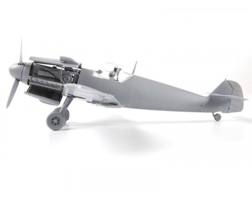 Сборная модель ZVEZDA Немецкий истребитель «Мессершмитт» BF-109 F2, 1/48