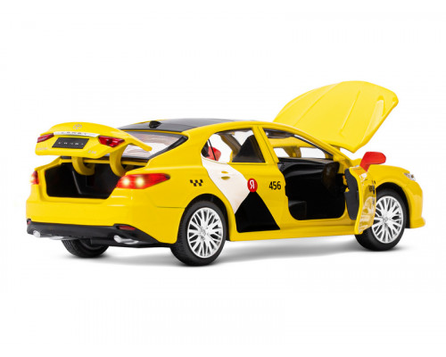 Машина АВТОПАНОРАМА Яндекс Go Toyota Camry, 1/34, желтый, инерция, свет, Алиса, в/к 17,5*13,5*9см