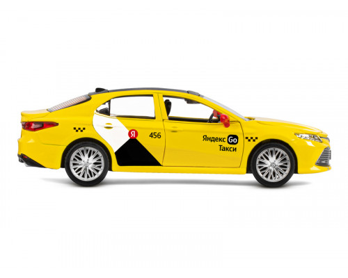 Машина АВТОПАНОРАМА Яндекс Go Toyota Camry, 1/34, желтый, инерция, свет, Алиса, в/к 17,5*13,5*9см