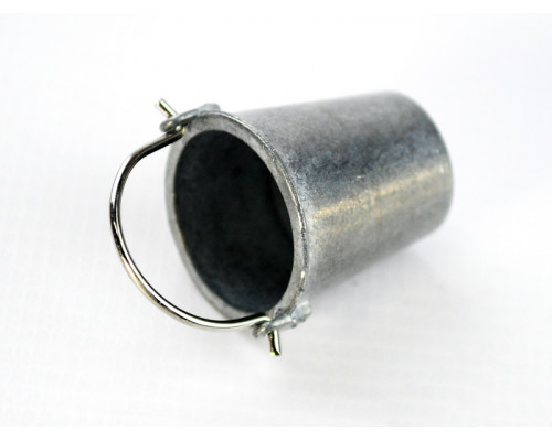 Ведро металлическое в масштабе 1/16