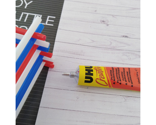 Клей для пластмасс и художественных миниатюр UHU Creativ, 33 мл, блистер