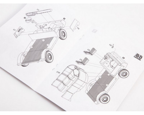 Сборная модель AVD Электромобиль РАФ-2204, 1/43