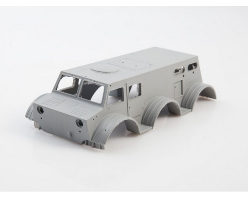 Сборная модель AVD Снегоболотоход ЗИЛ-136, 1/43