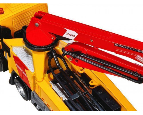 Машина АВТОПАНОРАМА Volvo бетононасос, желтый, 1/50, свет, звук, в/к 28*14*10 см