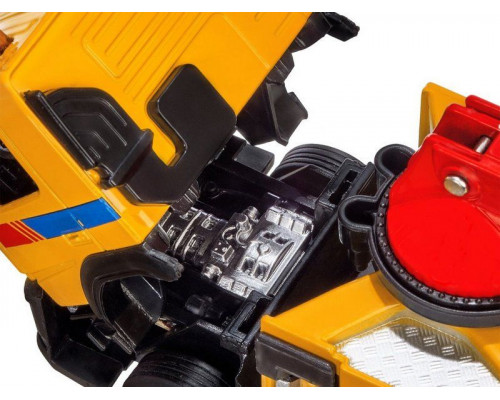 Машина АВТОПАНОРАМА Volvo бетононасос, желтый, 1/50, свет, звук, в/к 28*14*10 см