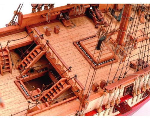 Сборная деревянная модель корабля Artesania Latina US CONSTELLATION, 1/85