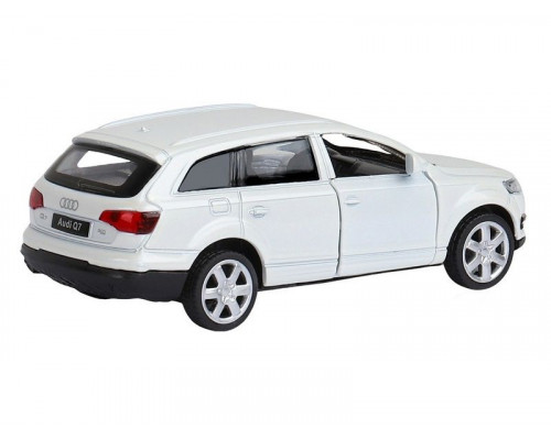 Машина АВТОПАНОРАМА Audi Q7, белый, 1/43, инерция, в/к 17,5*12,5*6,5 см