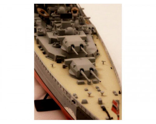 Сборная модель ZVEZDA Немецкий линкор Бисмарк, 1/400