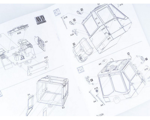Сборная модель AVD Трактор Т-150К, 1/43