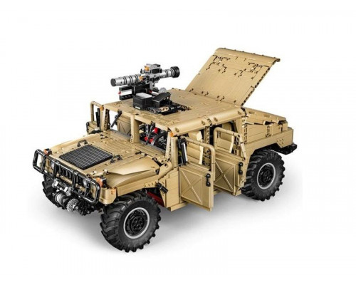 Конструктор CADA военный бронированный автомобиль HumVee 1/8 (3935 деталей)