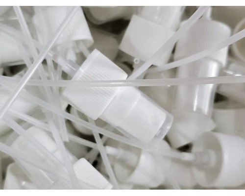 Пластиковая емкость 100мл с распылителем (3000шт.)