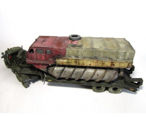 Сборная модель AVD Шнекороторный снегоболотоход ЗИЛ-4904, 1/43