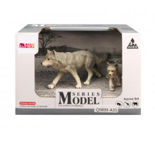 Набор фигурок животных MASAI MARA MM211-135 серии "Мир диких животных": Семья серых волков, 2 пр.