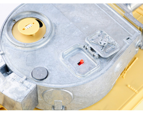 Металлическая башня с пластиковым корпусом с ИК-пушкой (без инфракракр. приемн.)