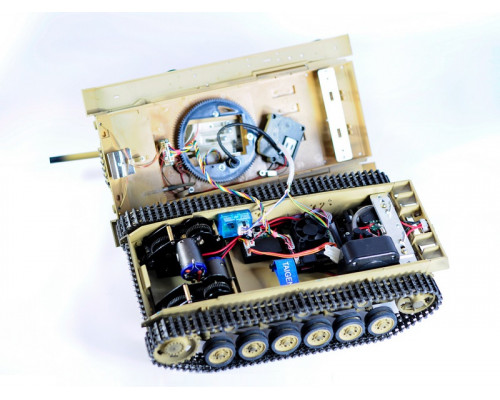 Р/У танк Taigen 1/16 Panzerkampfwagen III (Германия) дым, свет (для ИК боя) V3 2.4G RTR камуфляж