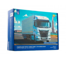 Сборная модель AVD Седельный тягач КАМАЗ-54901 с полуприцепом НЕФАЗ-93341, 1/43