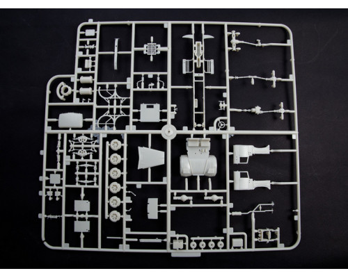 Сборная модель AVD КРАЗ-255Б бортовой, 1/72