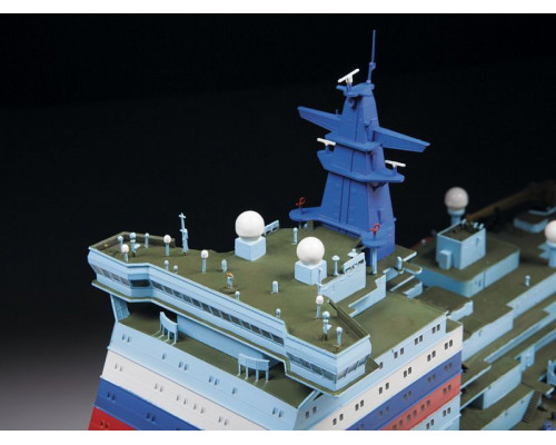 Сборная модель ZVEZDA Российский атомный ледокол проект 22220 Арктика, 1/350
