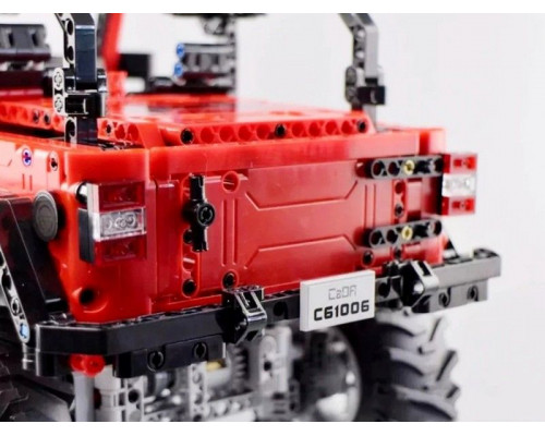 Радиоуправляемый конструктор CADA deTech Jeep Wrangler (1941 деталь)