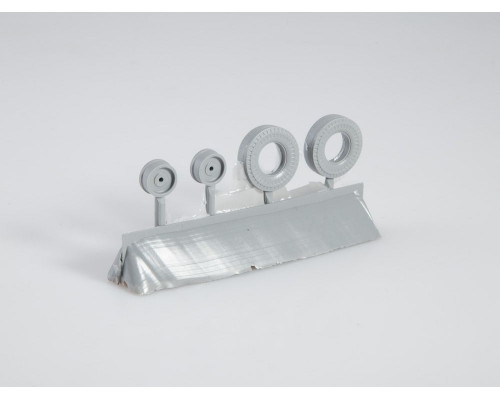 Сборная модель AVD Погрузчик ЛЗА-4045, 1/43