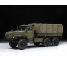 Сборная модель ZVEZDA Российский армейский грузовик Урал-4320, 1/35