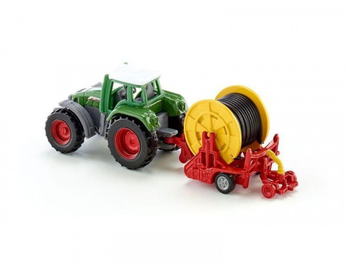 Трактор Siku 1677 с поливной бобиной