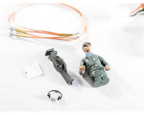 Р/У танк Taigen 1/16 Panzerkampfwagen III (Германия) дым, свет V3 2.4G RTR камуфляж