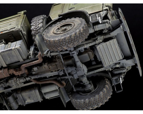 Сборная модель ZVEZDA Российский трехосный грузовик К-5350 Мустанг, 1/35