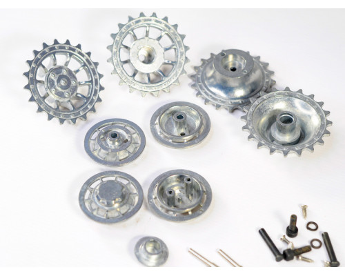 Ведущая звездочка 2 шт и ленивец 2 штуки для танка Tiger (металл) поздняя версия