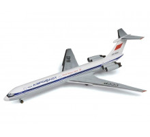 Сборная модель ZVEZDA Советский пассажирский авиалайнер Ил-62М, 1/144
