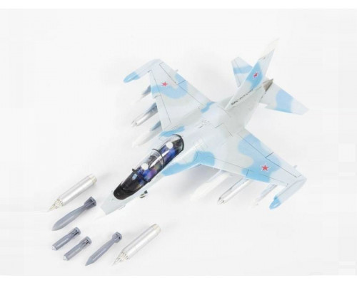 Сборная модель ZVEZDA Российский учебно-боевой самолет Як-130, 1/72
