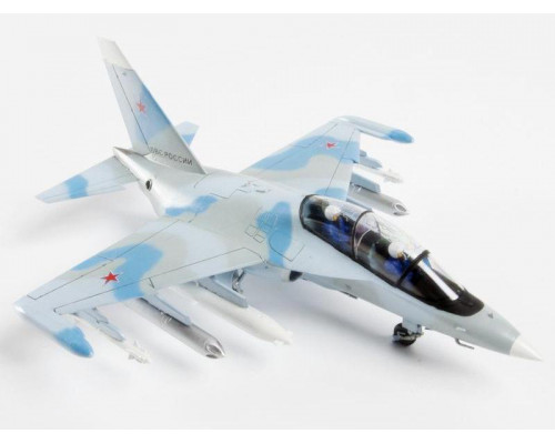 Сборная модель ZVEZDA Российский учебно-боевой самолет Як-130, 1/72