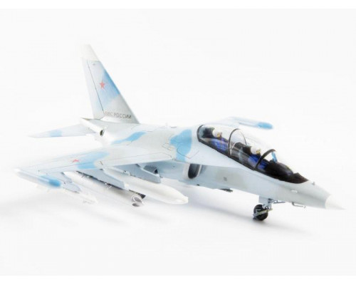 Сборная модель ZVEZDA Российский учебно-боевой самолет Як-130, 1/72