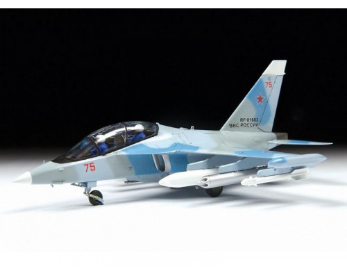 Сборная модель ZVEZDA Российский учебно-боевой самолет Як-130, 1/72
