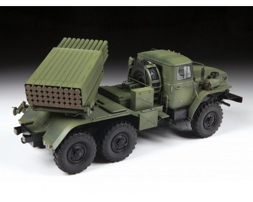 Сборная модель ZVEZDA Российская самоходная реактивная система залпового огня Град БМ-21, 1/35